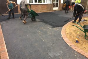 tarmac-01a tarmac-01a